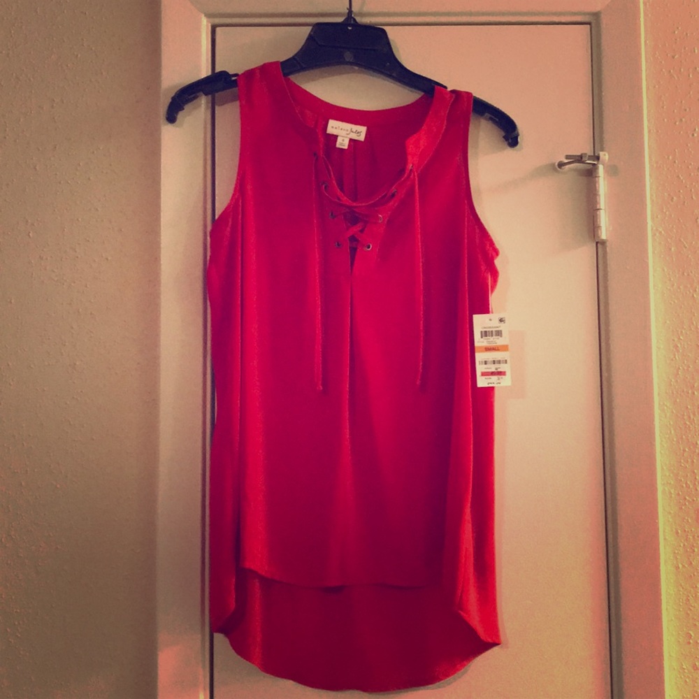 NWT Red Hot Madison Jules Top